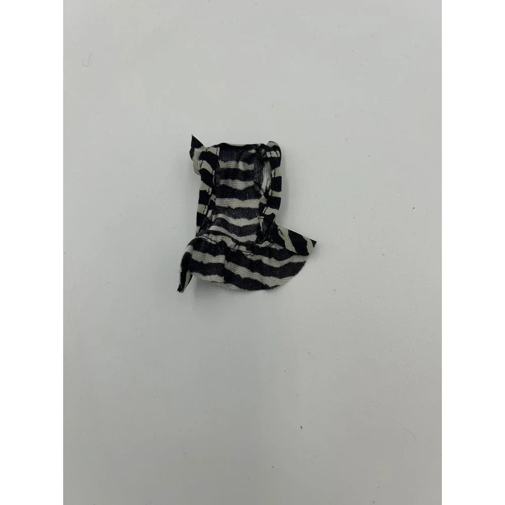 Monster High Art Class Skelita Cereveras Vest Top